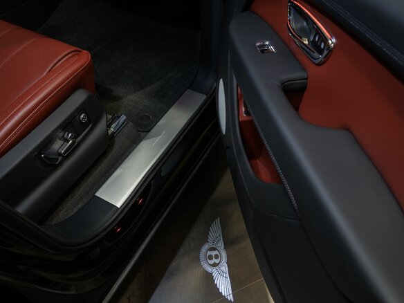 2025 Bentley Bentayga I Рестайлинг, чёрный, 34500000 рублей - вид 36