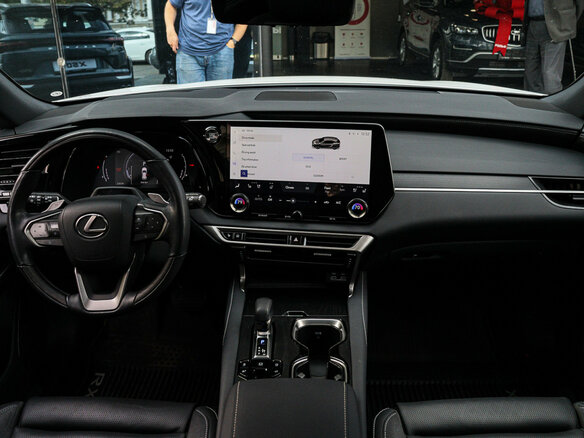 2023 Lexus RX 350 V, белый - вид 7