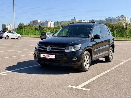 2013 Volkswagen Tiguan I Рестайлинг, чёрный, 1100000 рублей, вид 1