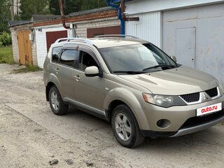 2007 Mitsubishi Outlander II, бежевый, 970000 рублей, вид 2