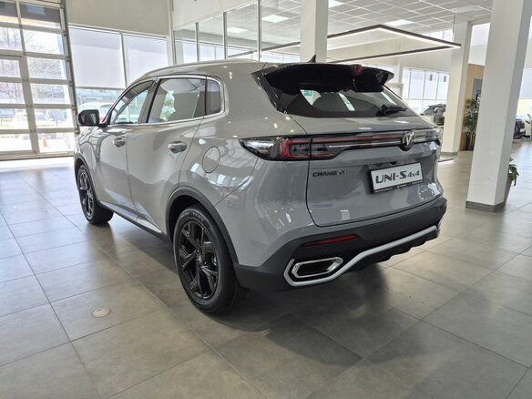 2026 Changan UNI-S I Рестайлинг, серый, 3249900 рублей - вид 5