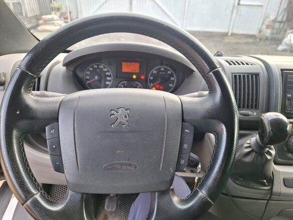 2011 Peugeot Boxer, белый, 1080000 рублей - вид 2