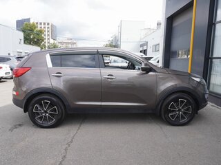 2015 Kia Sportage III Рестайлинг, коричневый, 1357000 рублей, вид 4