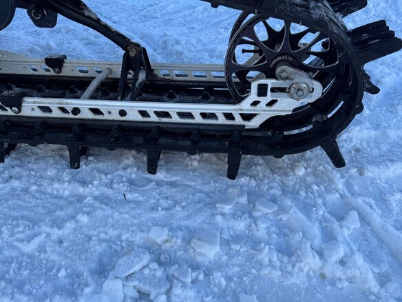 2019 BRP Ski-Doo Summit 850, красный, 1250000 рублей - вид 10