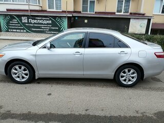2010 Toyota Camry VI (XV40) Рестайлинг, серебристый, 1050000 рублей, вид 4