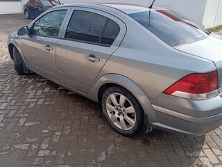2011 Opel Astra H Рестайлинг, серый, 445000 рублей, вид 4