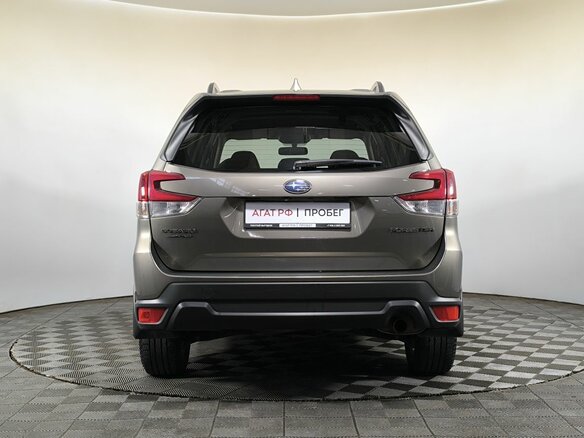 2019 Subaru Forester V, серый, 1950000 рублей - вид 4