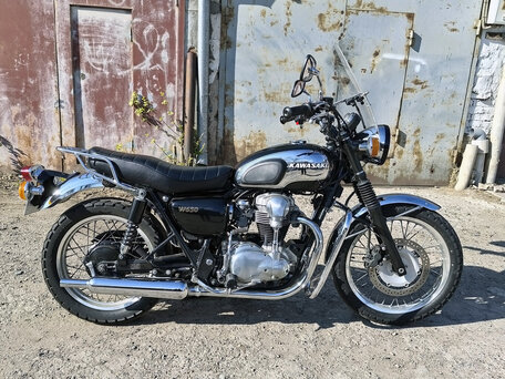 2008 Kawasaki W 650, чёрный, 400000 рублей, вид 2