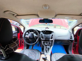 2011 Ford Focus III, красный, 560000 рублей, вид 5