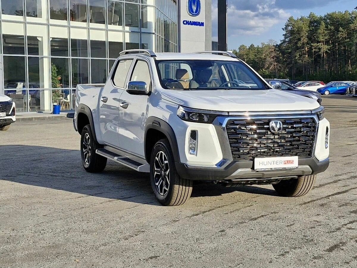 Открыть фотографии: Changan Hunter Plus