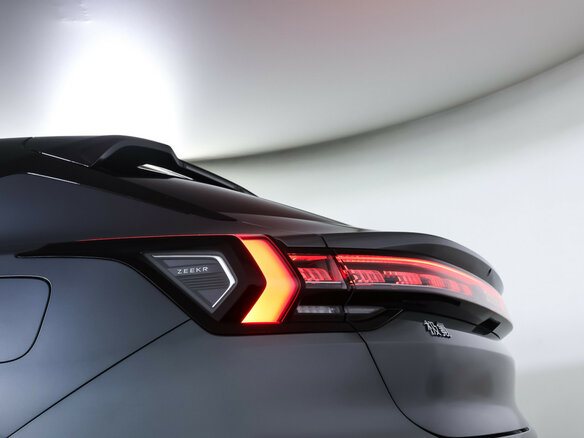 2024 Zeekr 001 100 kWh I Рестайлинг 1, серый - вид 24