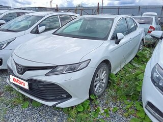 2020 Toyota Camry VIII (XV70), белый, 2252500 рублей, вид 2