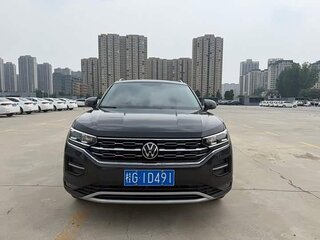 2022 Volkswagen Tayron I, чёрный, 1825000 рублей, вид 3