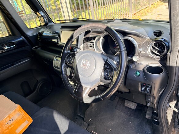 2013 Honda N-BOX+ I, чёрный - вид 2