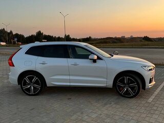 2018 Volvo XC60 II, белый, 2800000 рублей, вид 4
