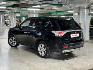 2013 Mitsubishi Outlander III, чёрный, 1190000 рублей, вид 2