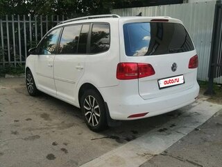 2011 Volkswagen Touran I Рестайлинг 2, белый, 750000 рублей, вид 5