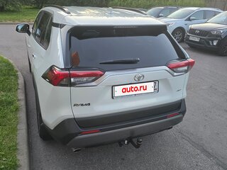 2021 Toyota RAV4 V (XA50), белый, 3400000 рублей, вид 3