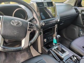 2010 Toyota Land Cruiser Prado 150 Series, чёрный, 2505000 рублей, вид 4
