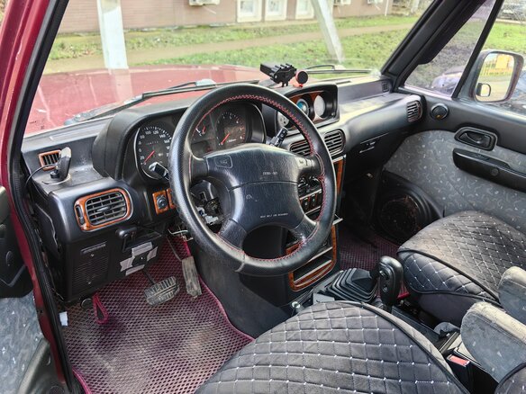 1998 Hyundai Galloper II, красный, 540000 рублей - вид 6