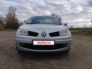 2007 Renault Megane II Рестайлинг, серебристый, 450000 рублей, вид 1