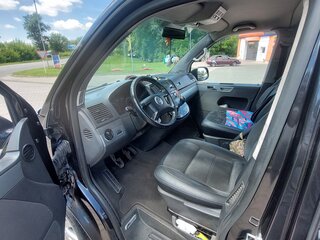 2006 Volkswagen Multivan T5, чёрный, 1650000 рублей, вид 5