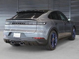 2026 Porsche Cayenne Turbo GT Coupé III Рестайлинг, серый, 36990088 рублей, вид 5