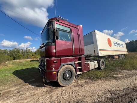 1995 Renault Magnum, красный, 550000 рублей, вид 4