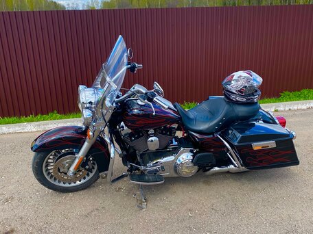 2011 Harley-Davidson Road King, чёрный, 1300000 рублей, вид 2