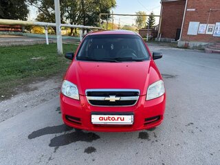 2011 Chevrolet Aveo I Рестайлинг, красный, 450000 рублей, вид 1