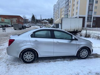 2014 Chevrolet Aveo II, серебристый, 635000 рублей, вид 4
