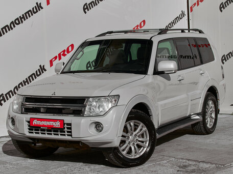 Mitsubishi Pajero IV Рестайлинг 1