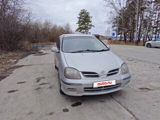 1999 Nissan Tino, серебристый, 320000 рублей, вид 2