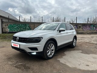 2017 Volkswagen Tiguan II, белый, 2150000 рублей, вид 1