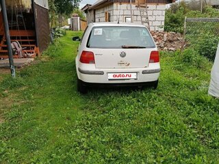 1999 Volkswagen Golf IV, белый, 180000 рублей, вид 3