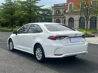 2022 Toyota Corolla Sporty XII (E210) Рестайлинг, белый, 1250000 рублей, вид 5