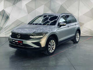 2021 Volkswagen Tiguan II Рестайлинг, серебристый, 1999000 рублей, вид 1
