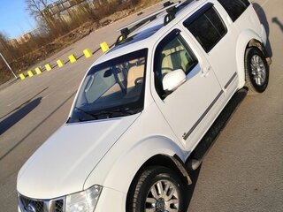 2012 Nissan Pathfinder III Рестайлинг, белый, 1150000 рублей, вид 4