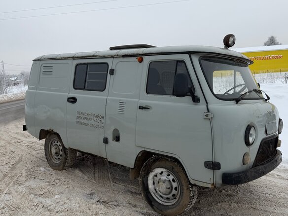 2010 УАЗ 3741, белый, 340000 рублей - вид 2