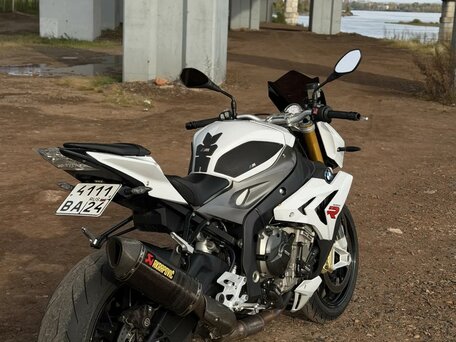 2015 BMW S 1000 R, белый, 1100000 рублей, вид 2