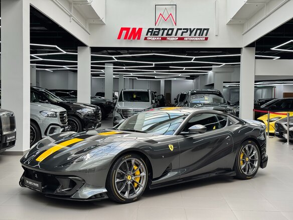 2022 Ferrari 812 Competizione, серый - вид 9