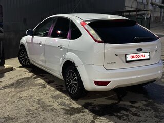 2010 Ford Focus II Рестайлинг, белый, 430000 рублей, вид 5