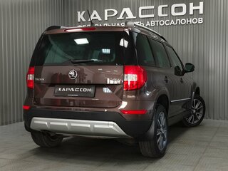 2018 Skoda Yeti I Рестайлинг, коричневый, 1315000 рублей, вид 2