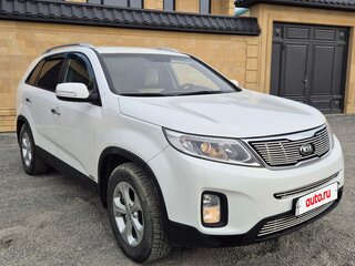 2015 Kia Sorento II Рестайлинг, белый, 1500000 рублей, вид 1