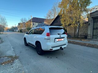 2011 Toyota Land Cruiser Prado 150 Series, белый, 3000000 рублей, вид 4