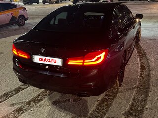 2018 BMW 5 серии 530d xDrive VII (G30/G31/G38), серый, 3800000 рублей, вид 4