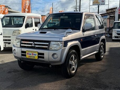 Mitsubishi Pajero Mini II