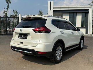 2022 Nissan X-Trail III Рестайлинг, белый, 1927000 рублей, вид 4