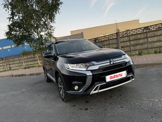 2018 Mitsubishi Outlander III Рестайлинг 3, чёрный, 1999999 рублей, вид 5