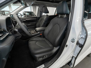 2026 Toyota Highlander IV (XU70), белый, 5440000 рублей, вид 3